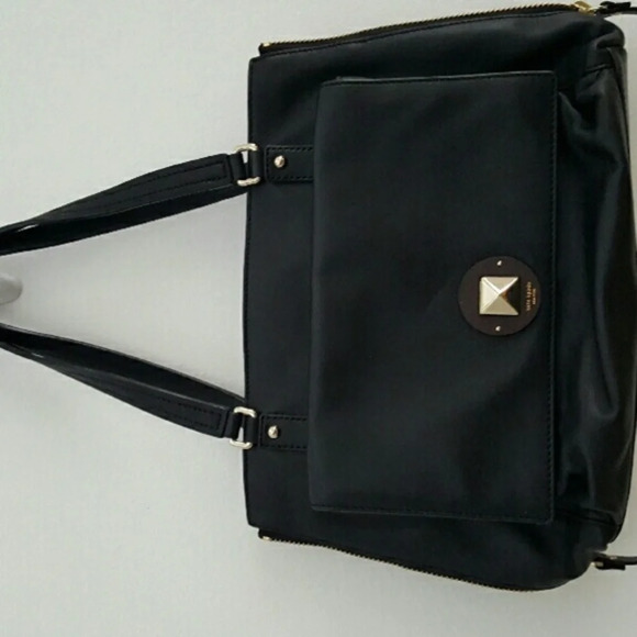 kate spade Handbags - Kate spade black leather expandable handbag